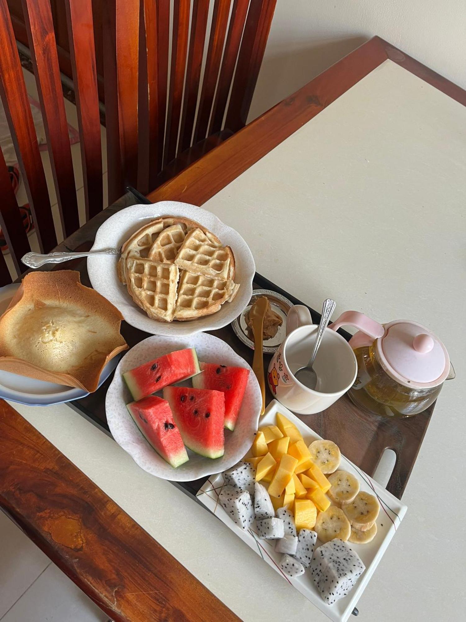 Cherry Homestay - Hoang De Motel Чау Док Екстериор снимка